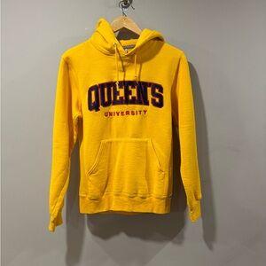 Queens University Hoodie Sweater